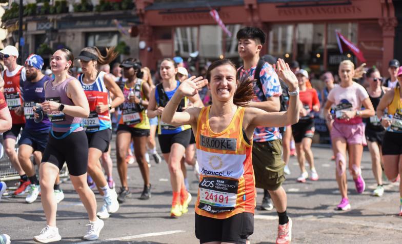 Team Hospice UK runner