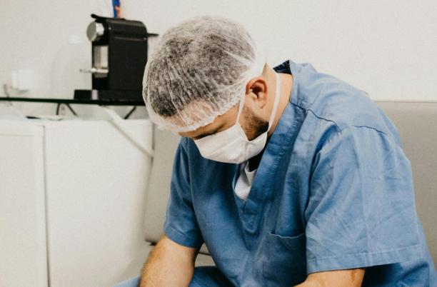 Information and support resources to help Professional Midwifery Advocates (PMAs) and Professional Nurse Advocates (PNAs) support colleagues affected by grief and loss.